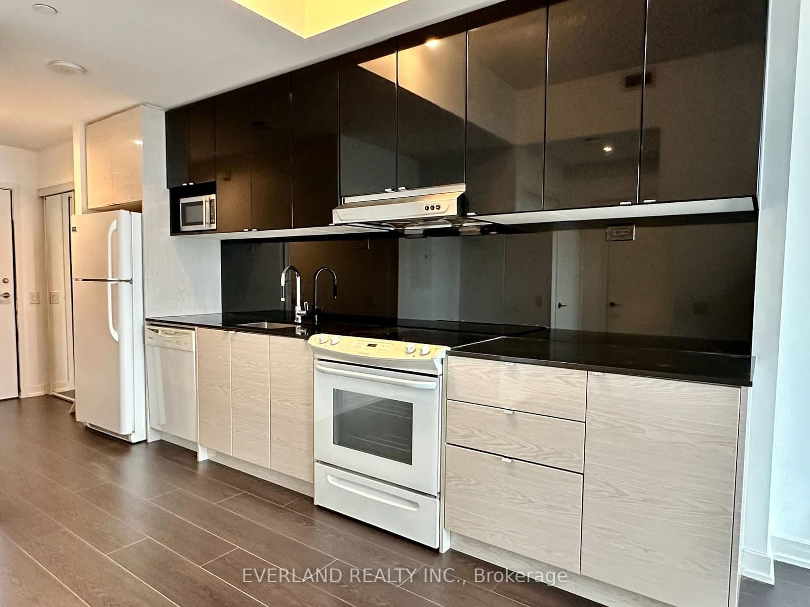 72 Esther Shiner Boulevard, Unit 710