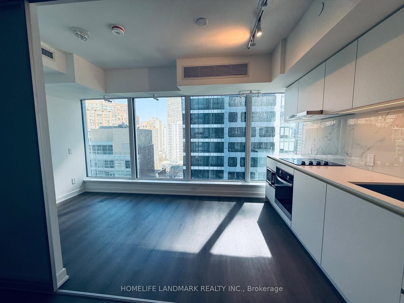 8 Wellesley Street W, Unit 2005