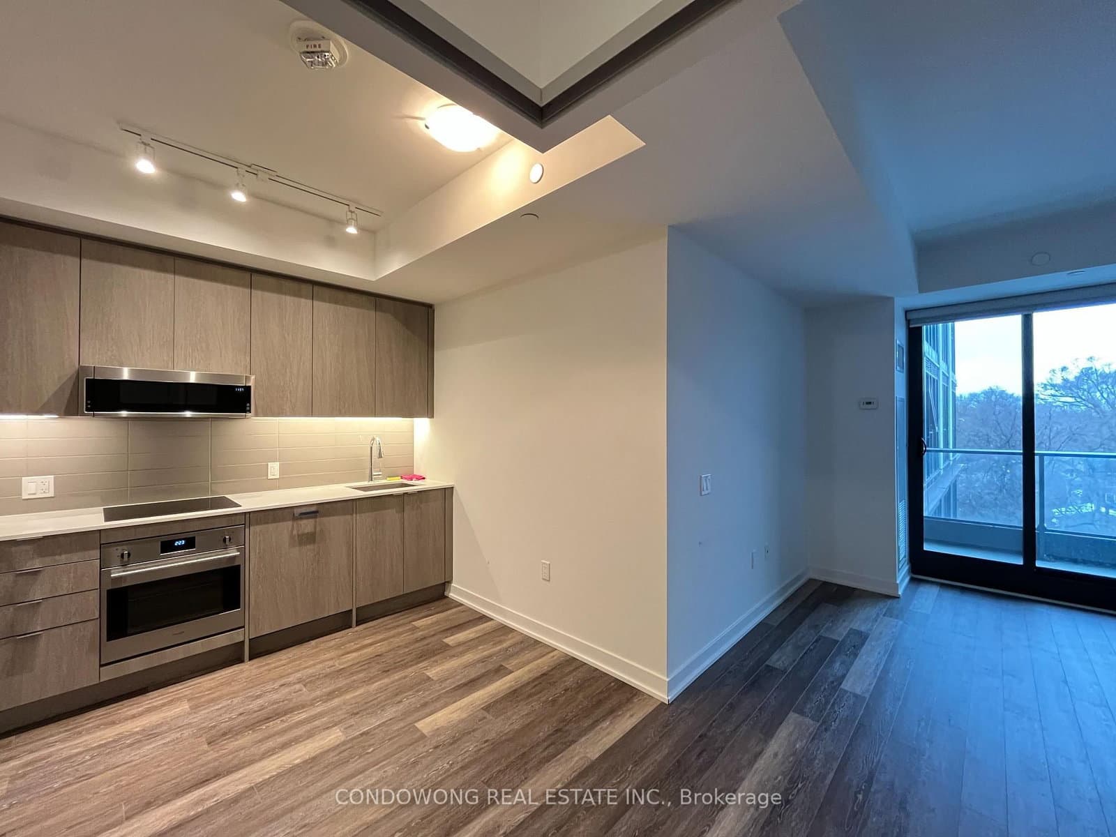250 Lawrence Avenue W, Unit 601