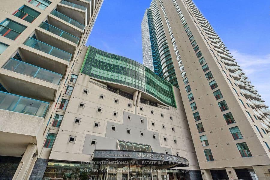 #3106 - 99 Harbour Square