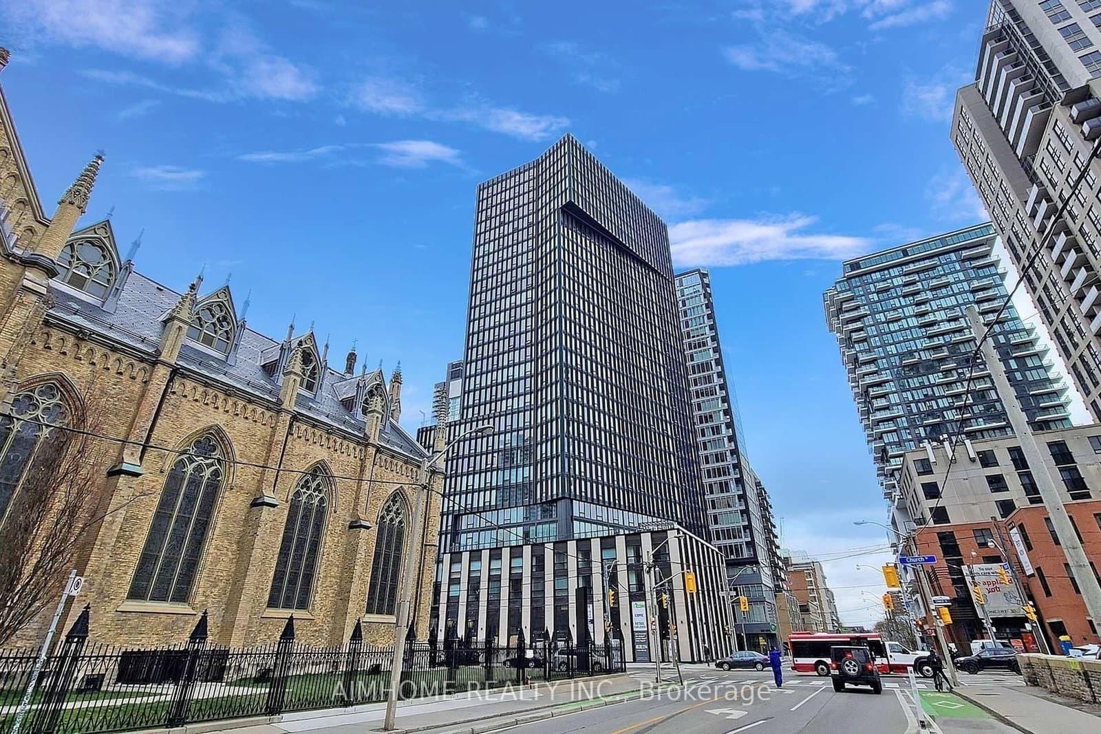 60 Shuter Street, Unit 1702