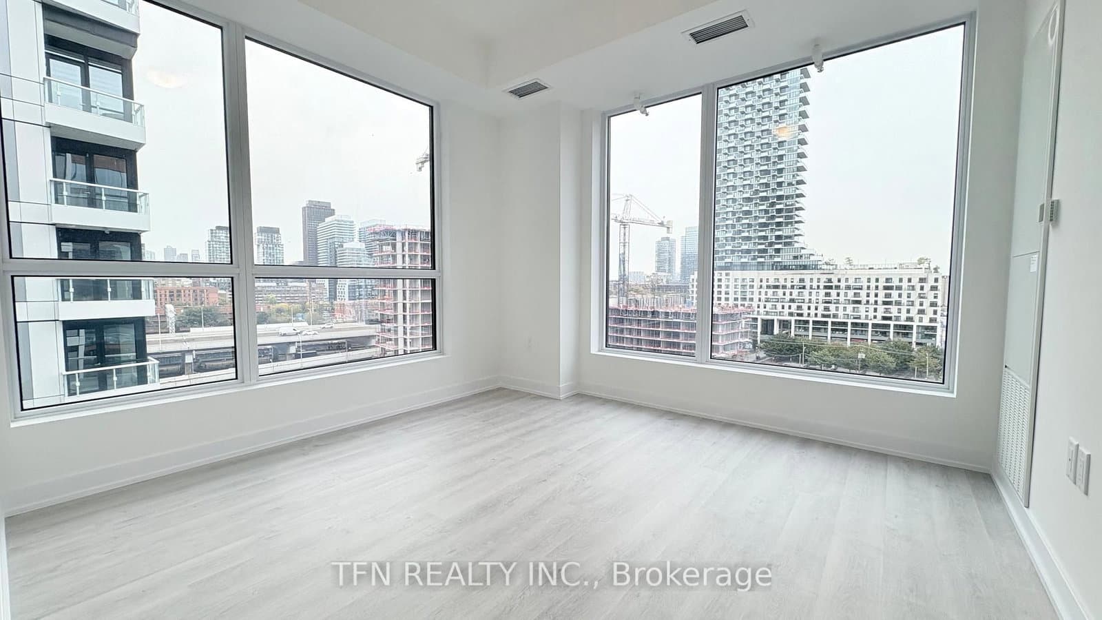 15 Richardson Street, Unit 917