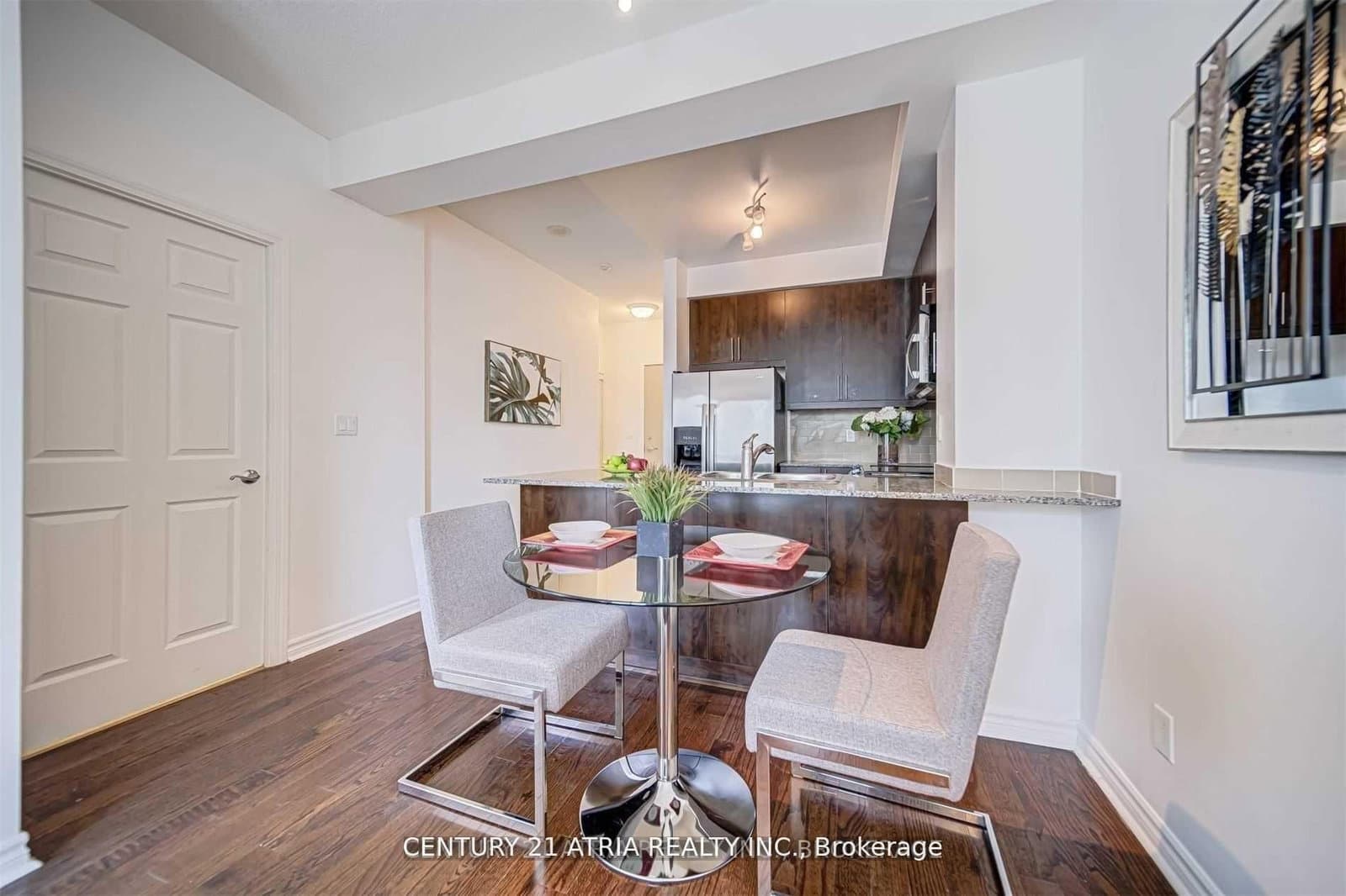#1109 - 18 Holmes Avenue