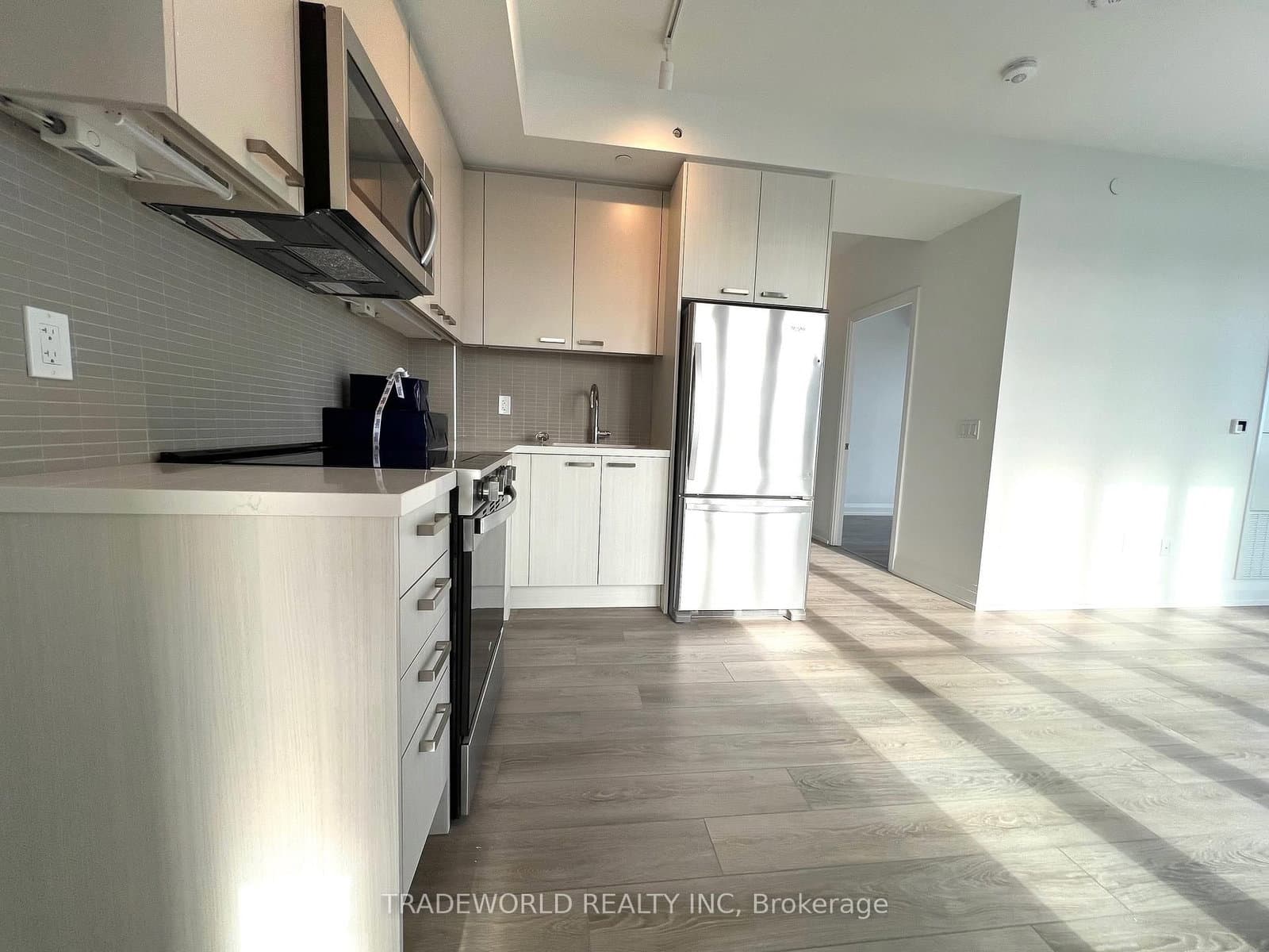 20 Soudan Avenue, Unit 3303