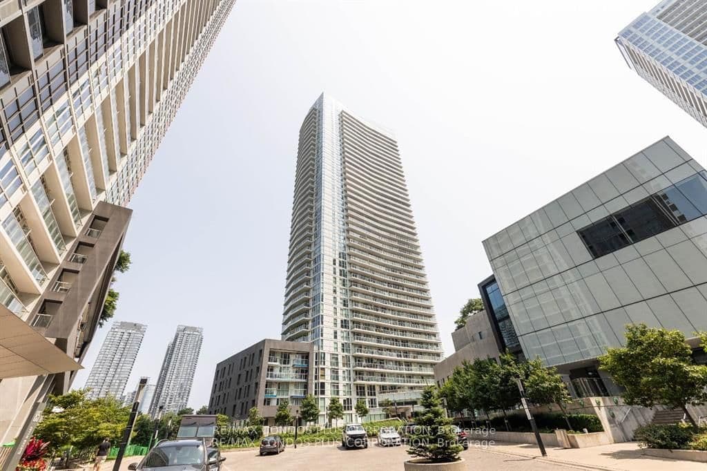 #502 - 75 Queens Wharf Road