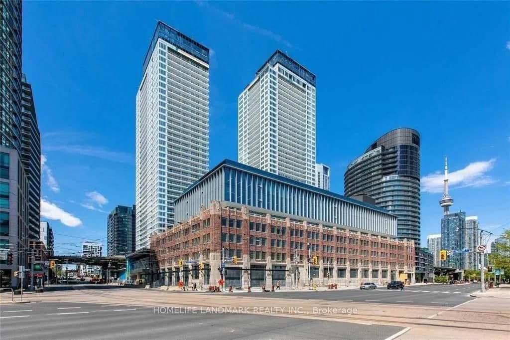 #3205 - 17 Bathurst St Street