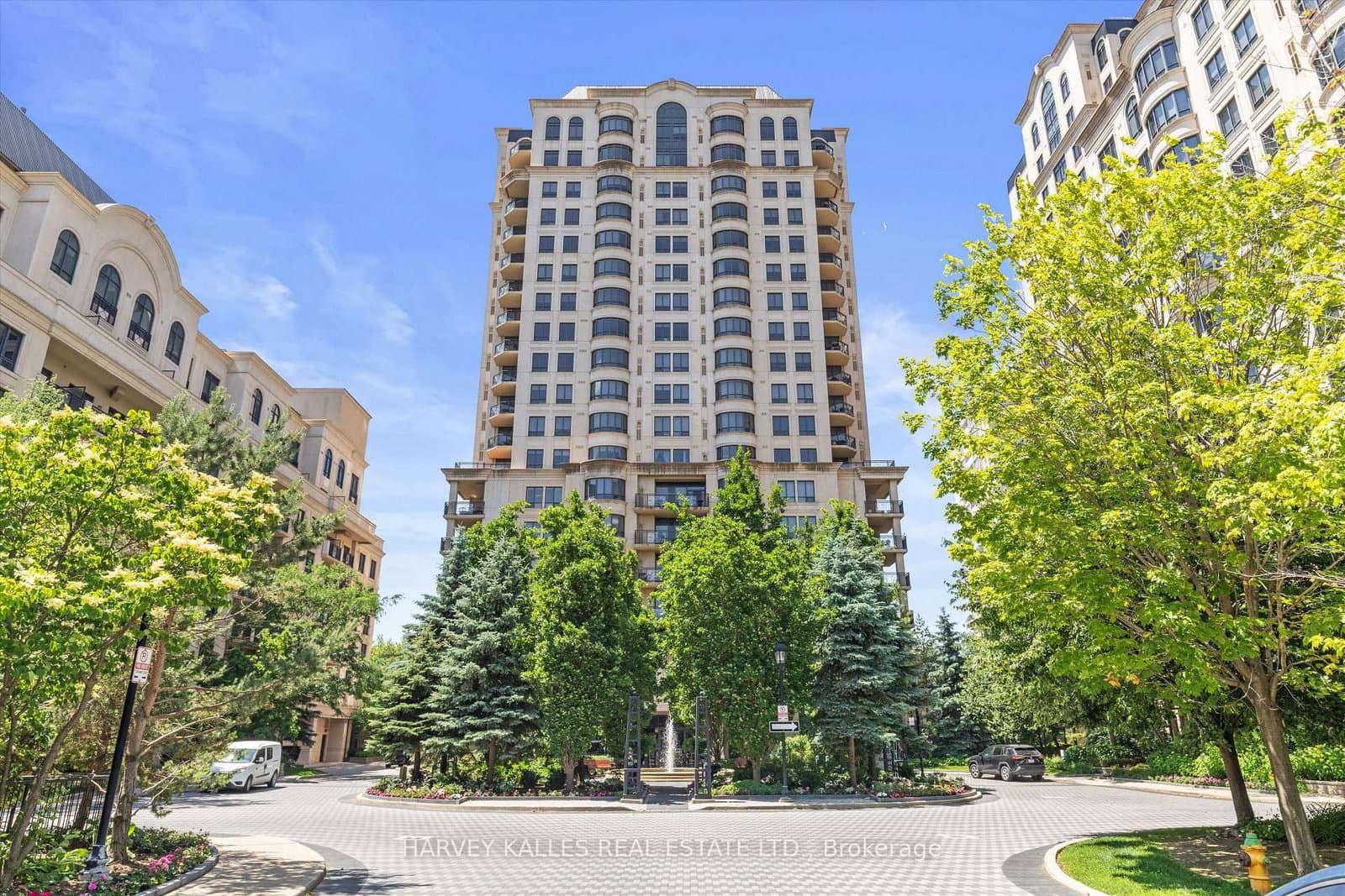 #UPH4 - 662 Sheppard Avenue E