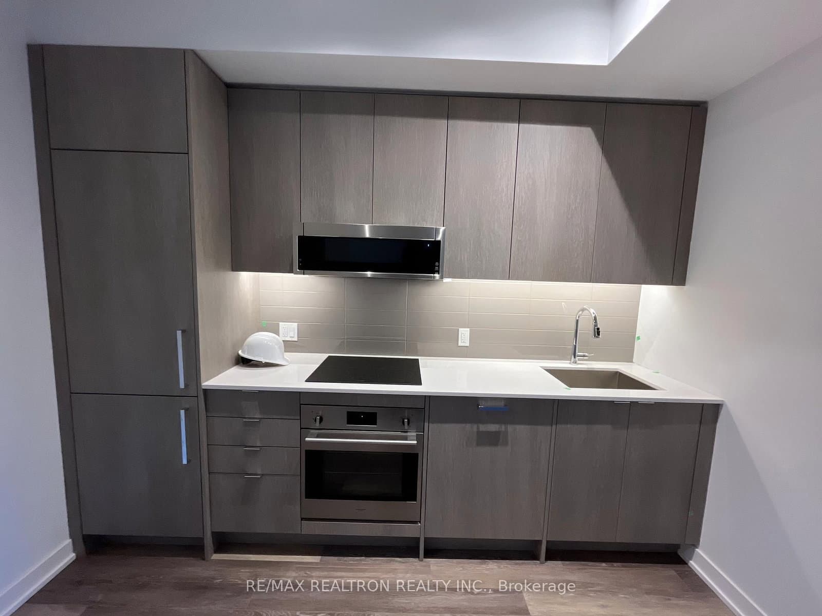 #401 - 250 Lawrence Avenue W