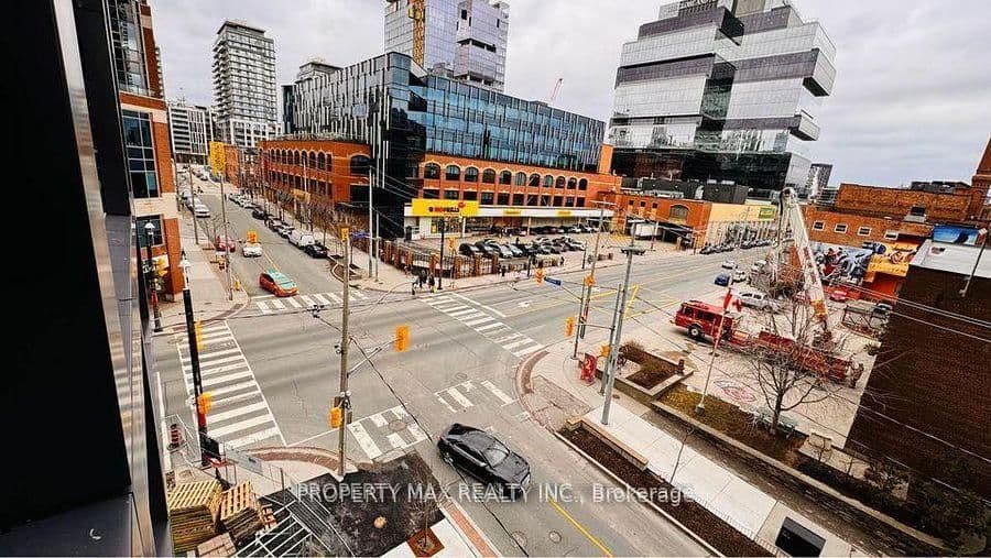 #403 - 70 Princess Street