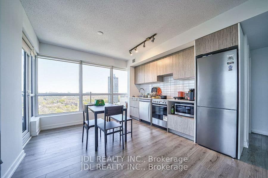 #1608 - 395 Bloor Street E