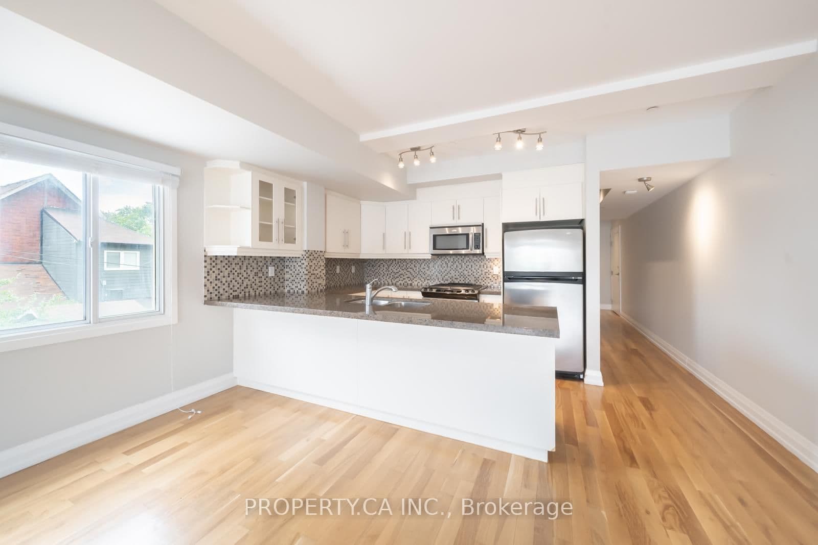 #2 - 473 Dupont Street