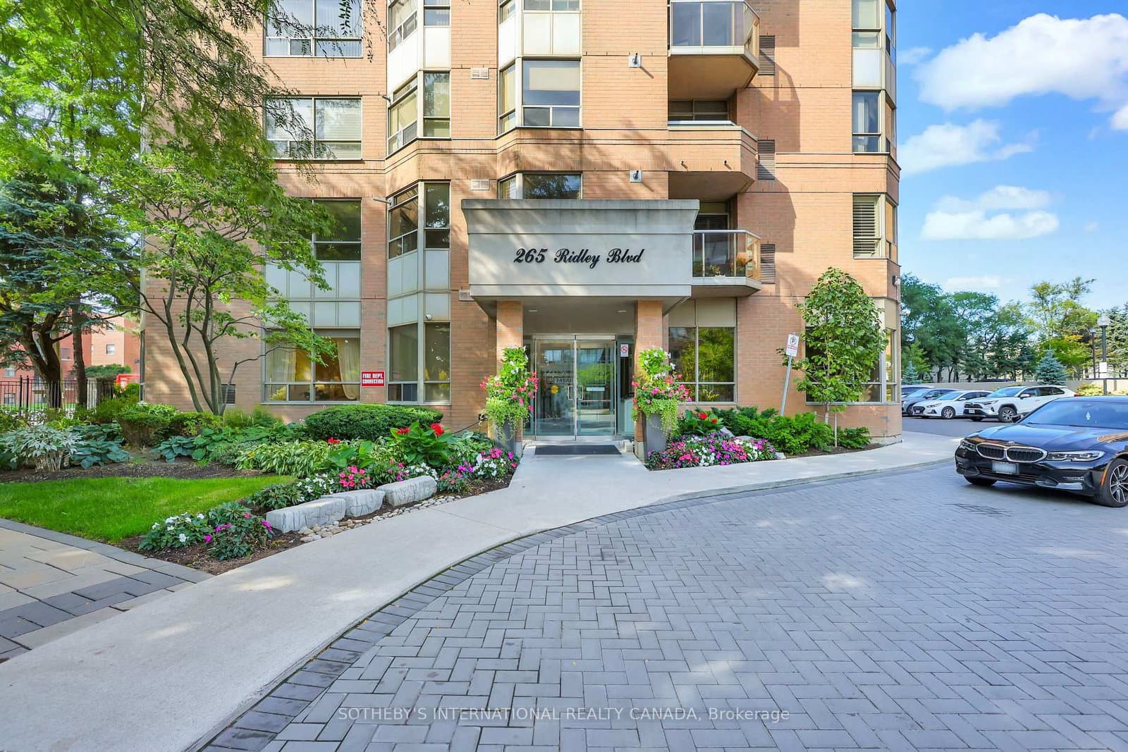 #610 - 265 Ridley Boulevard