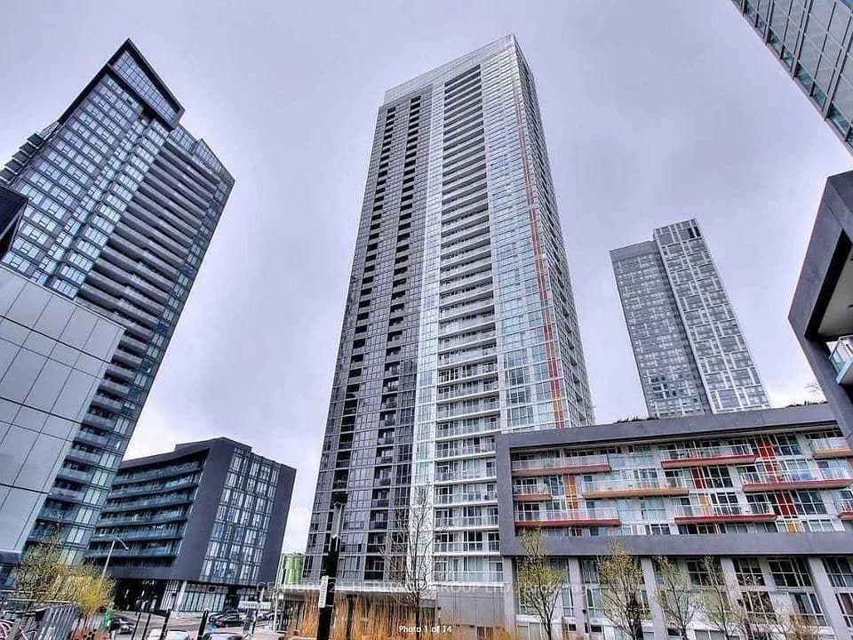 #3810 - 75 Queens Wharf Road