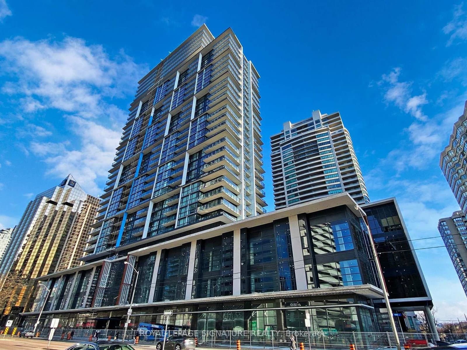 #3206 - 4955 Yonge Street