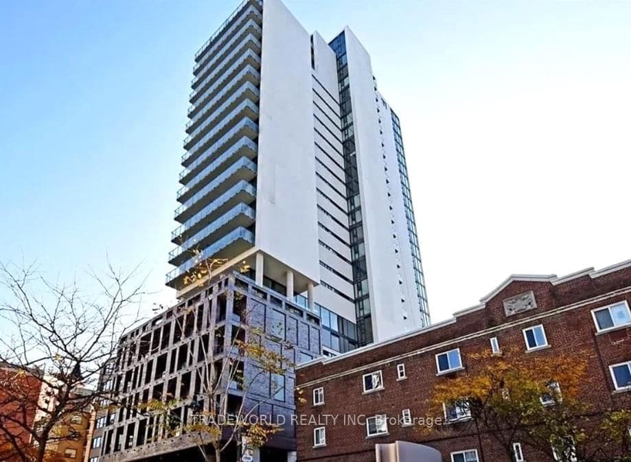 #2204 - 81 Wellesley Street E