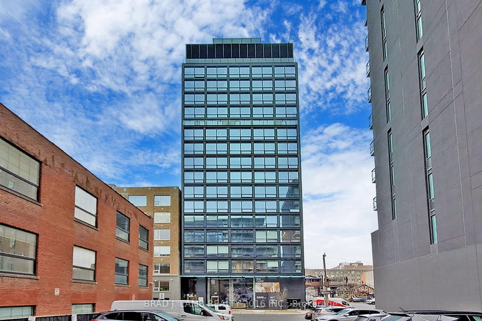 #1701 - 458 Richmond Street W