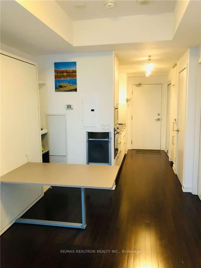 #6102 - 14 York Street W