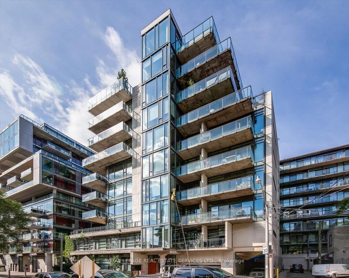 #409 - 10 Morrison Street
