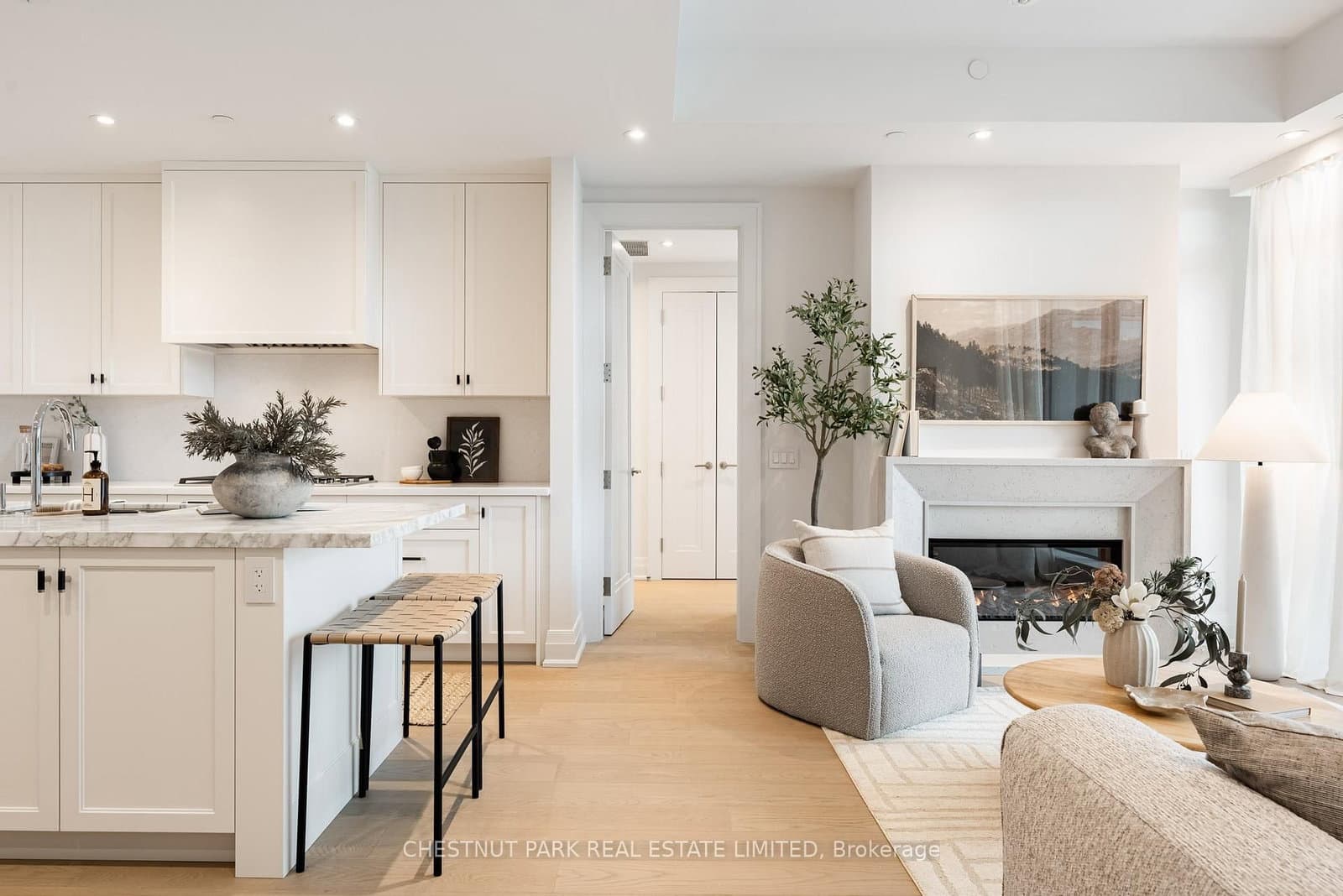 #501 - 10 Prince Arthur Avenue