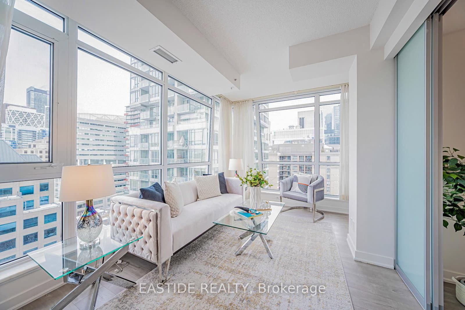 #1502 - 30 Nelson Street
