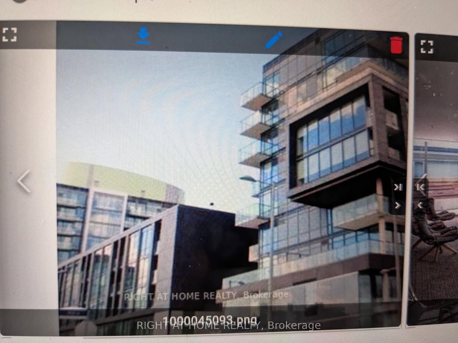 #N604 - 455 front Street E