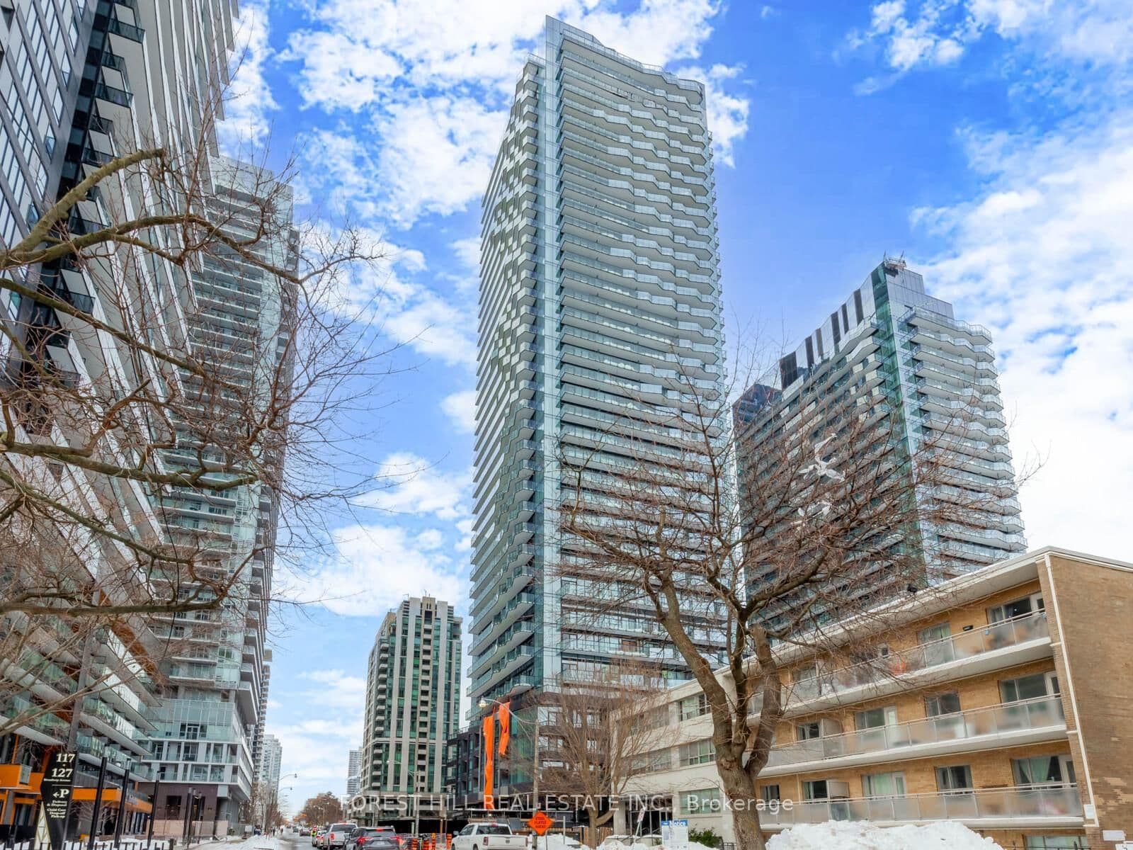 110 Broadway Avenue, Unit 1910S