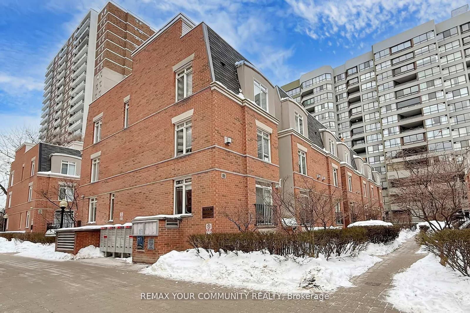 #124 - 415 Jarvis Street