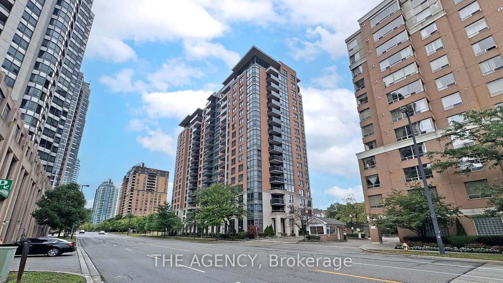 #1402 - 880 Grandview Way
