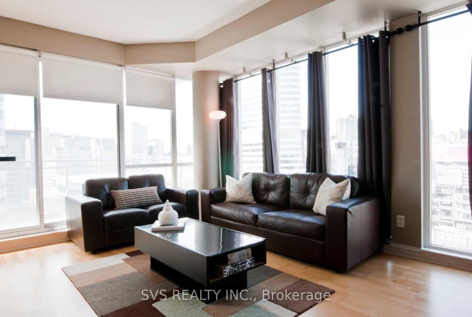 #1609 - 220 Victoria Street