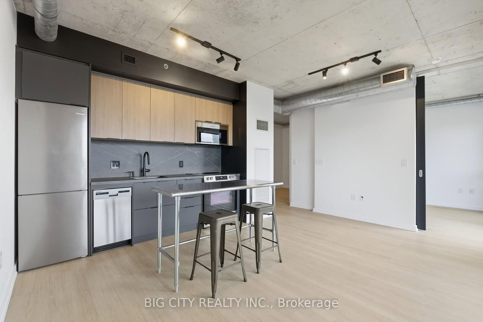 #545 - 47 Lower River Street