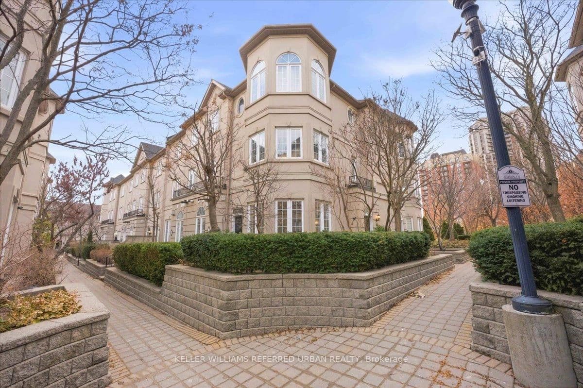 16 Humberstone Drive, Unit 101