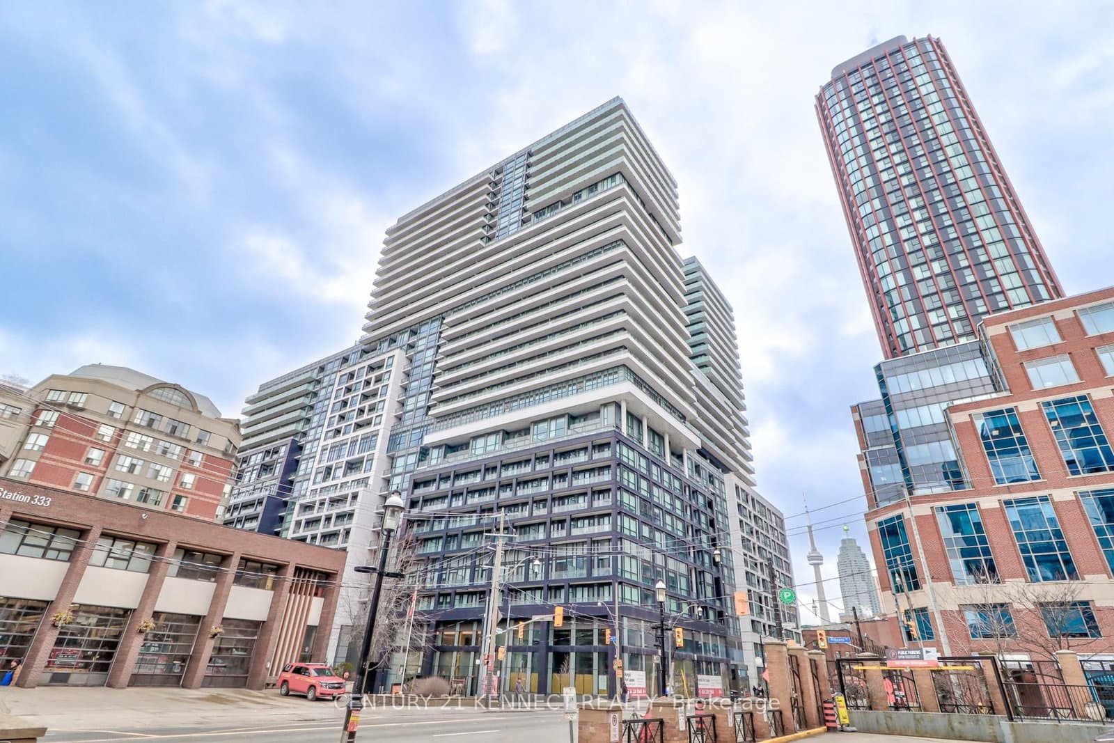#504 - 70 Princess Street