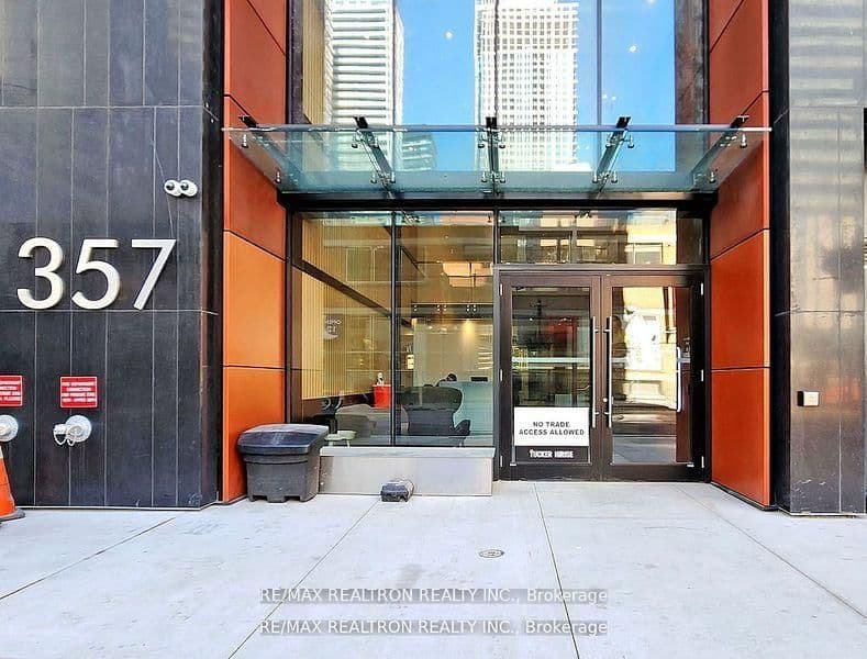 #1504 - 357 King Street W