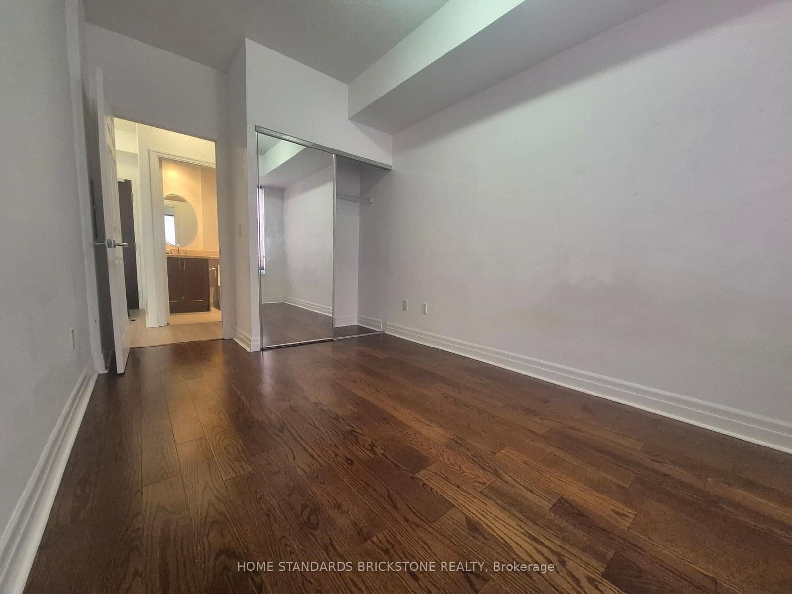 #1703 - 35 Balmuto Street