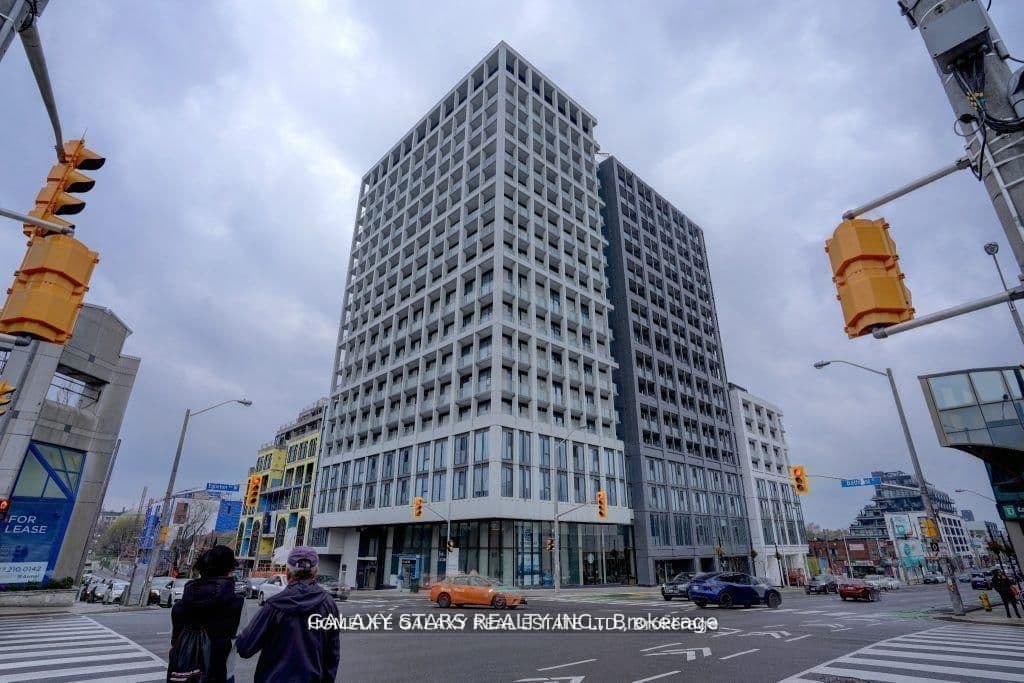 #307 - 2020 Bathurst Street
