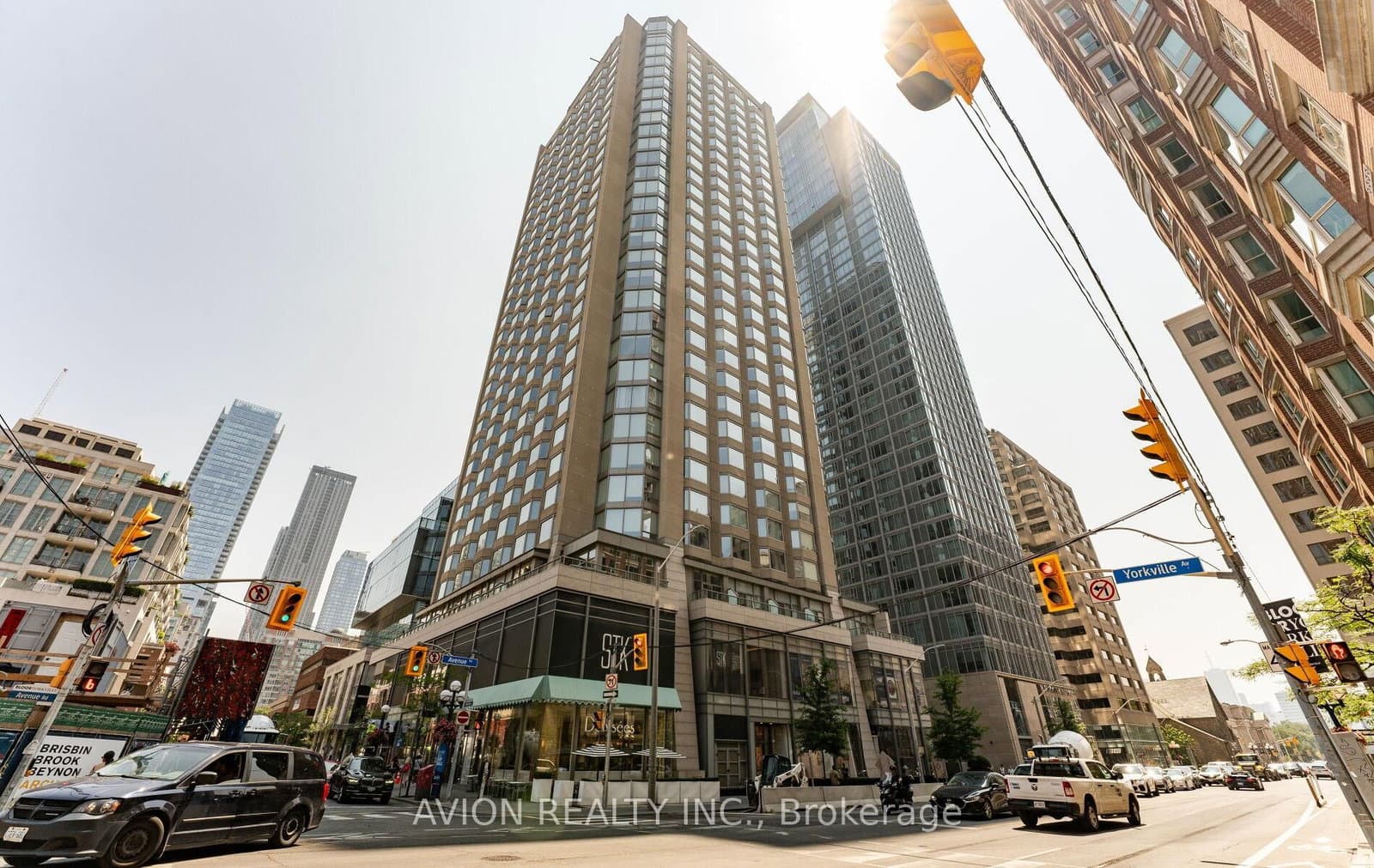 #2120 - 155 Yorkville Avenue