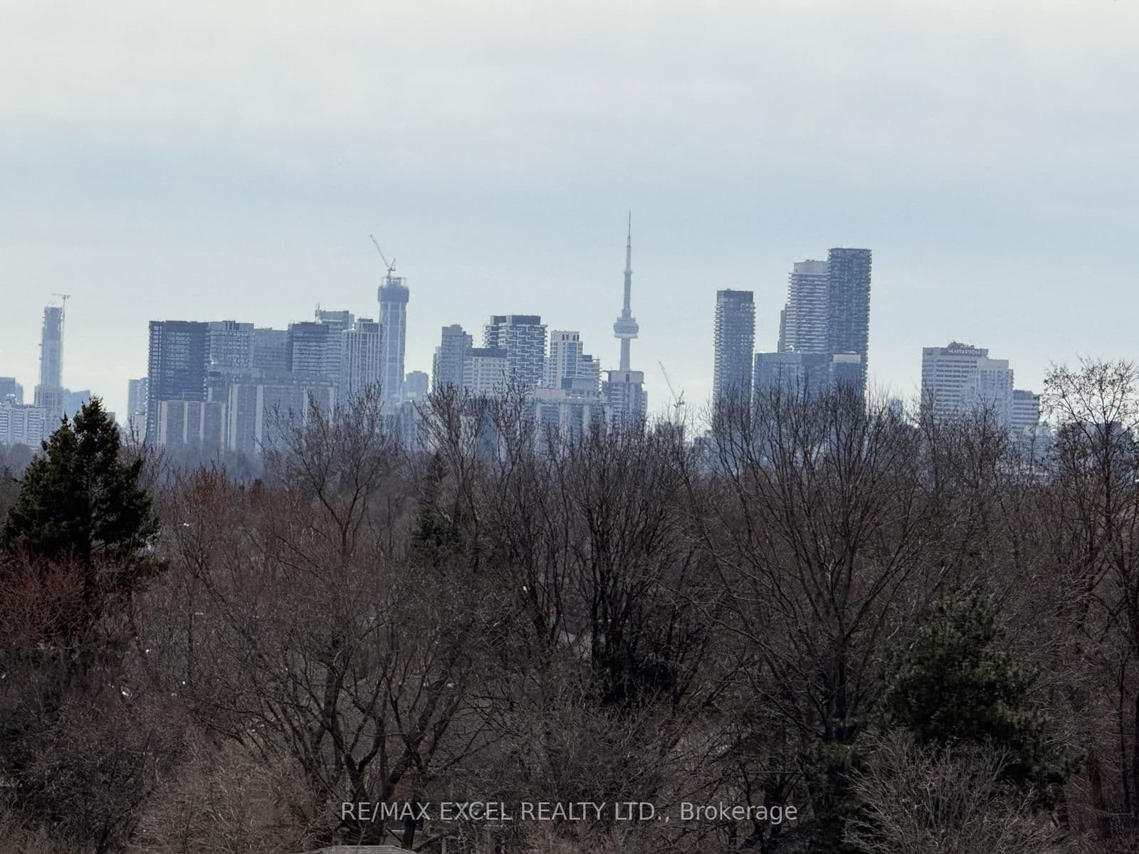 120 Harrison Garden Boulevard, Unit 906