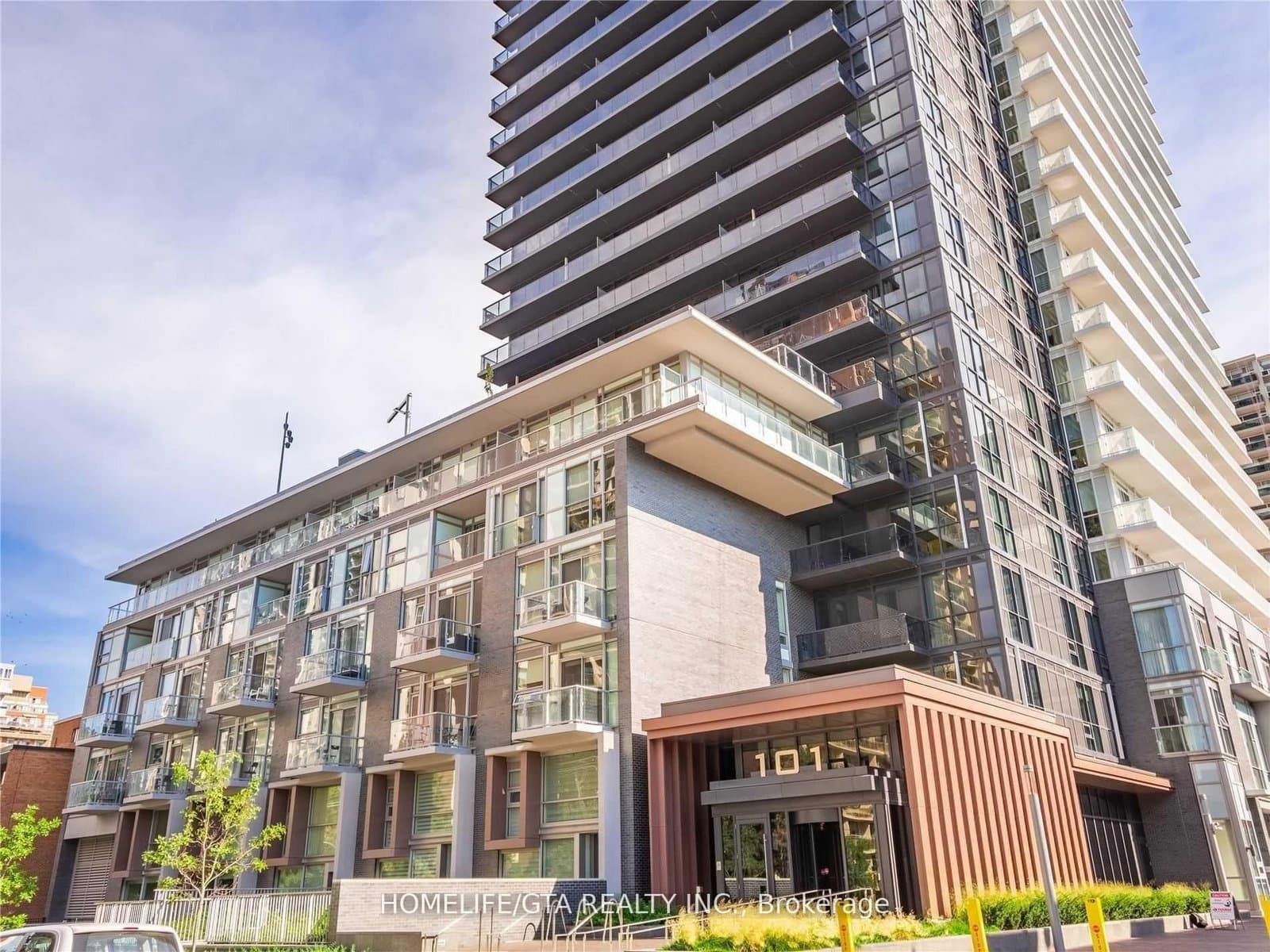 101 Erskine Avenue, Unit 702