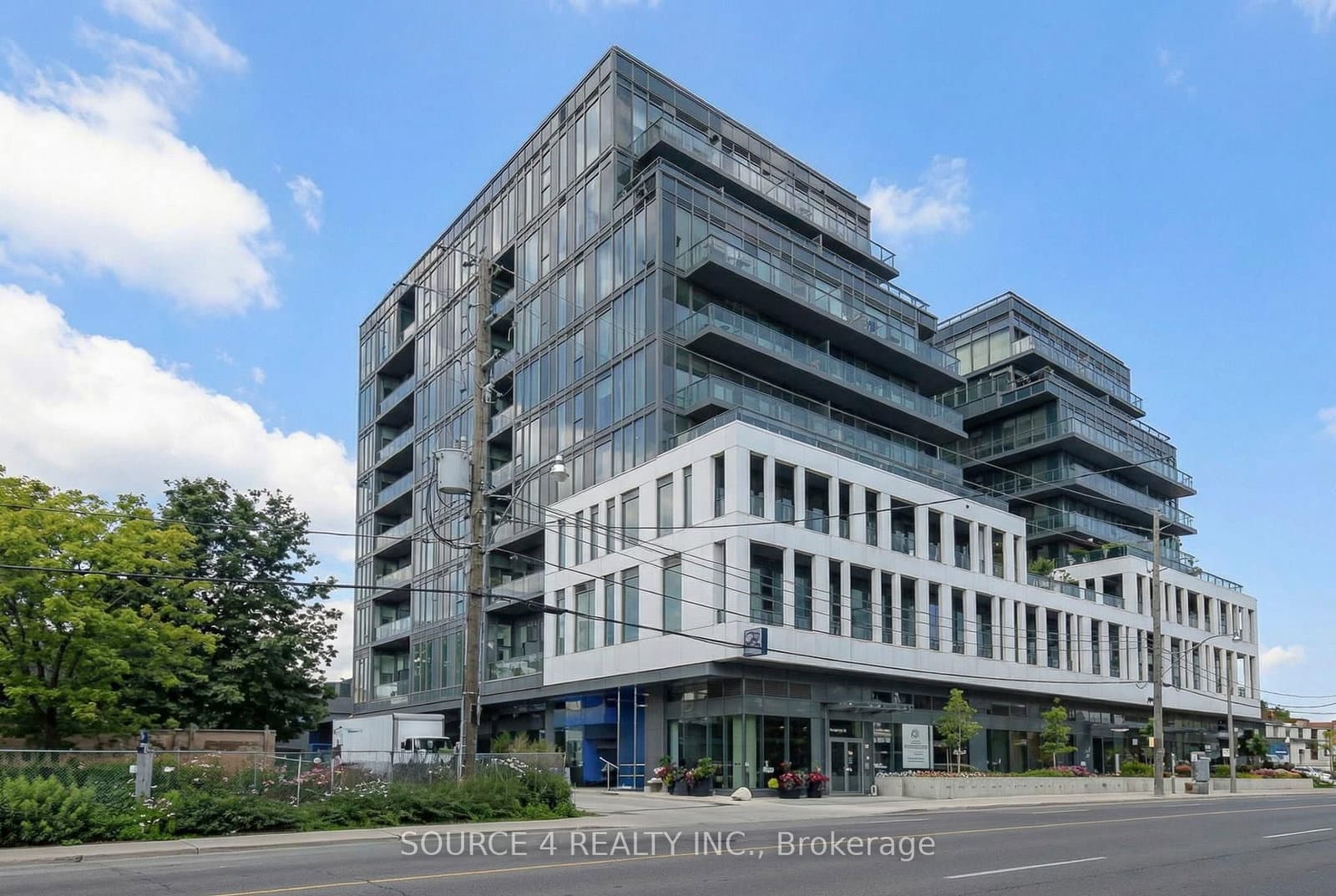 #717 - 500 Dupont Street