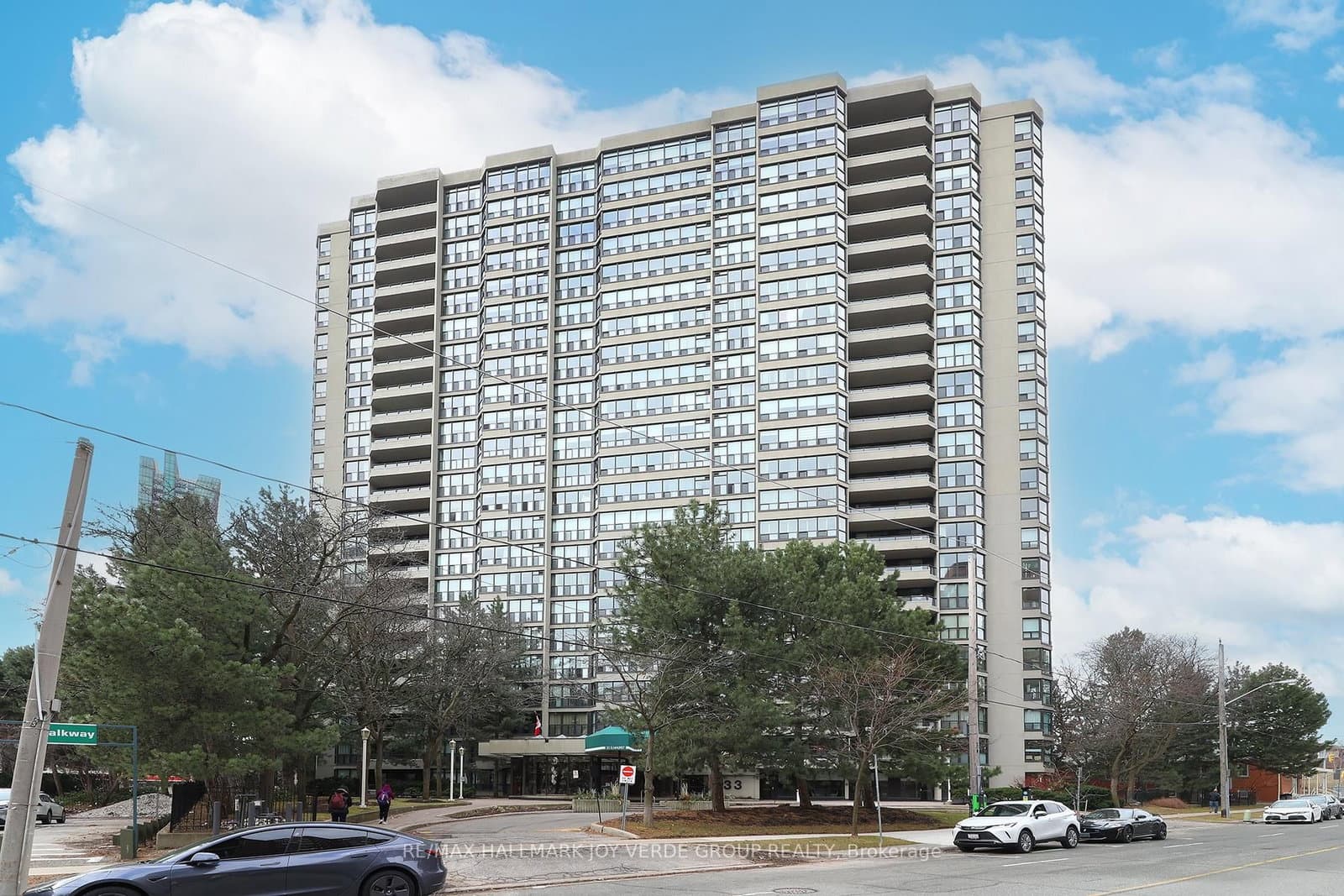 #101 - 33 Elmhurst Avenue