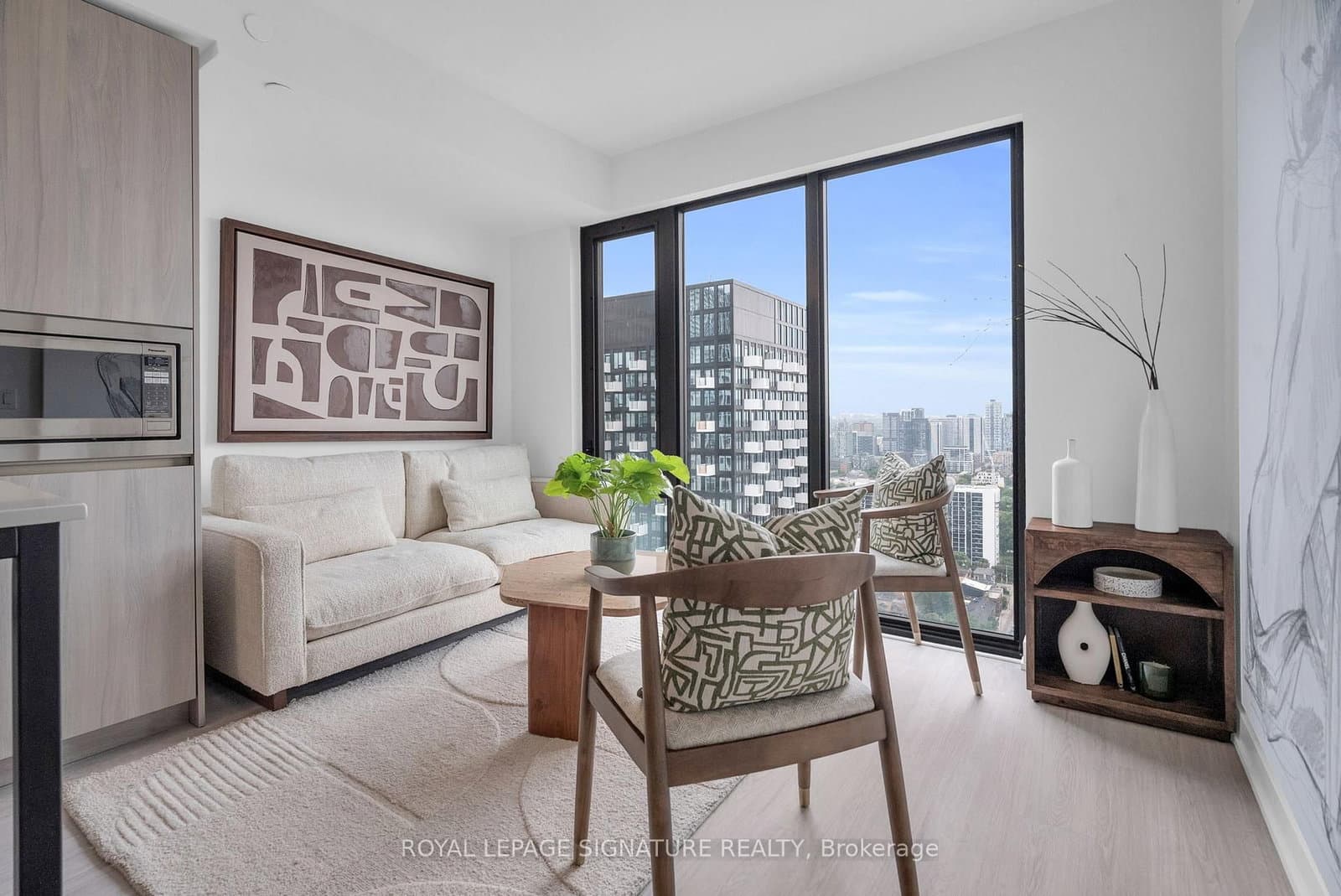 47 Mutual Street, Unit 3106