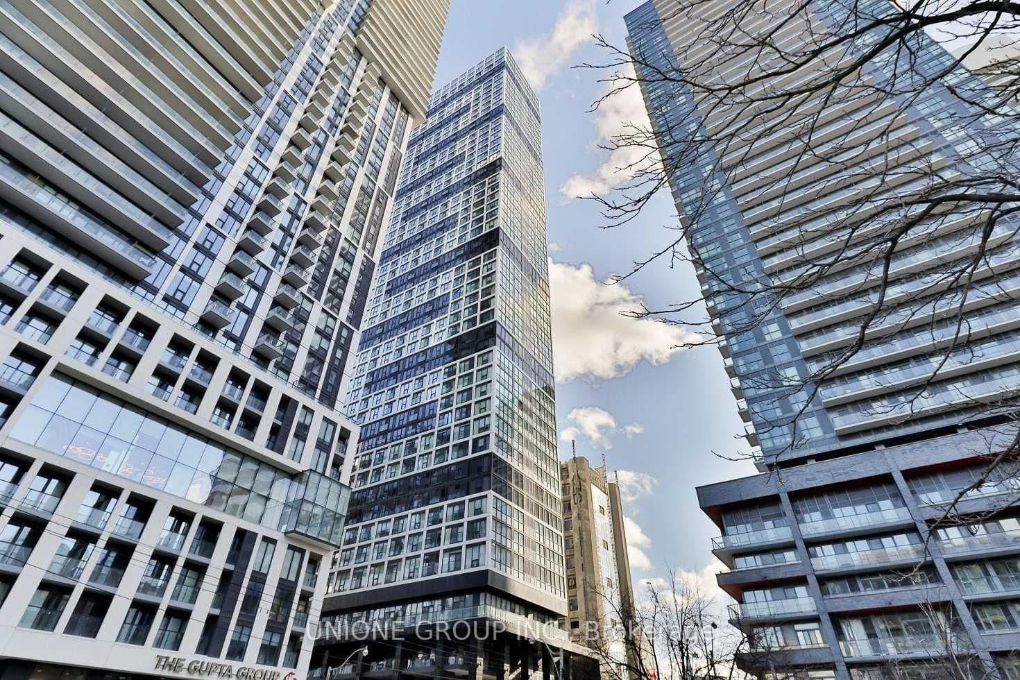 #502 - 181 Dundas Street E
