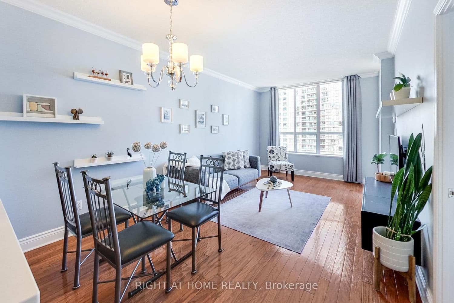 #Ph6 - 55 Harrison Garden Boulevard