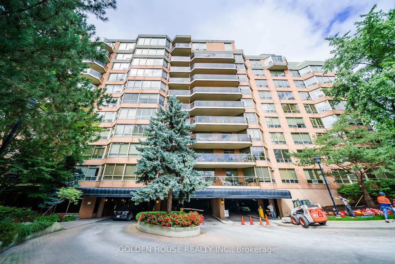#615 - 3181 Bayview Avenue