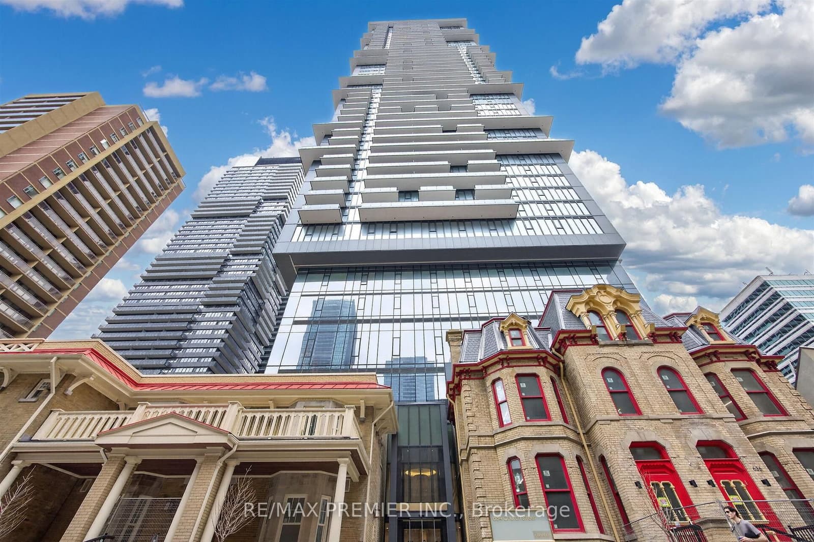 634 Church Street, Unit 811