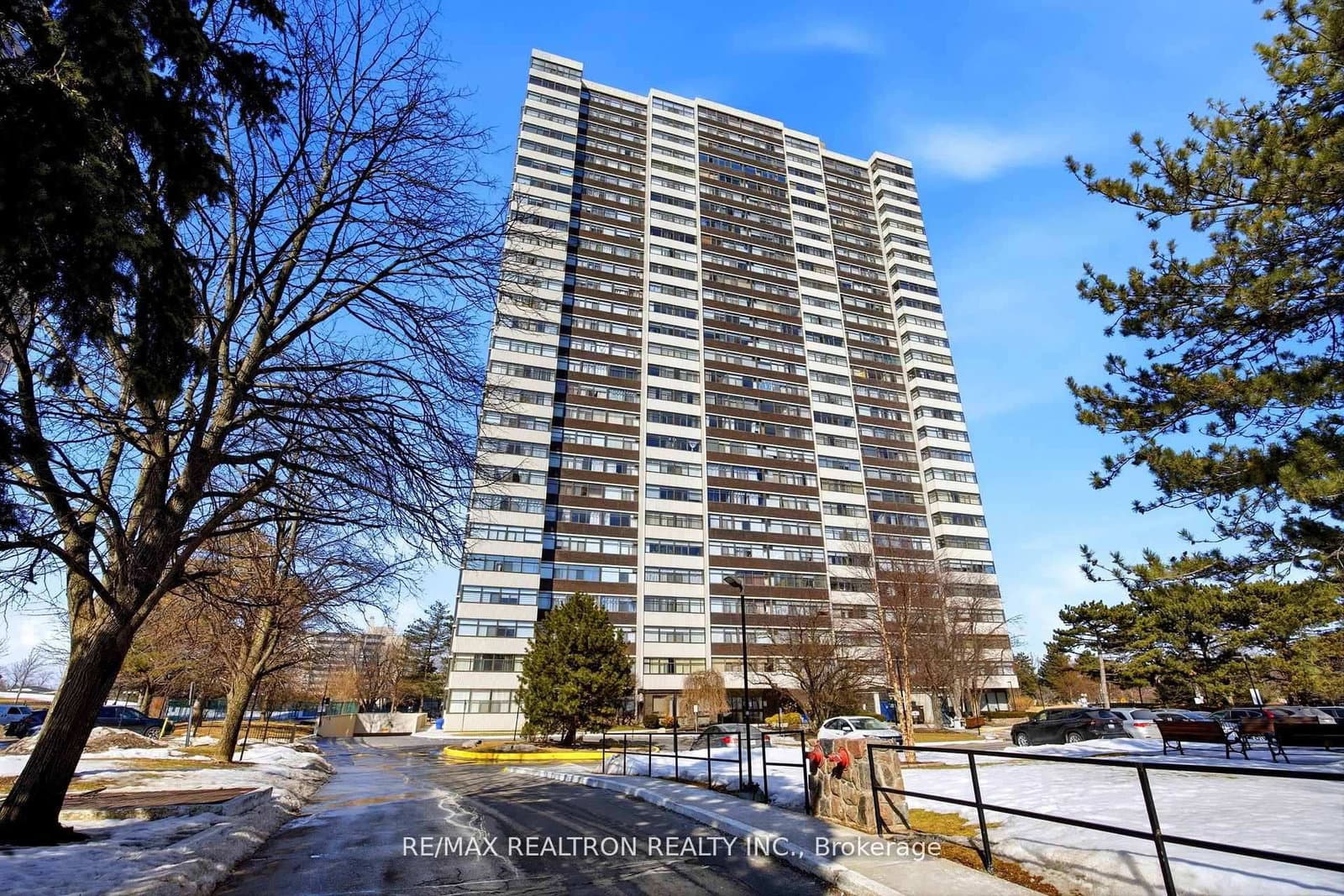 #801 - 100 Antibes Drive