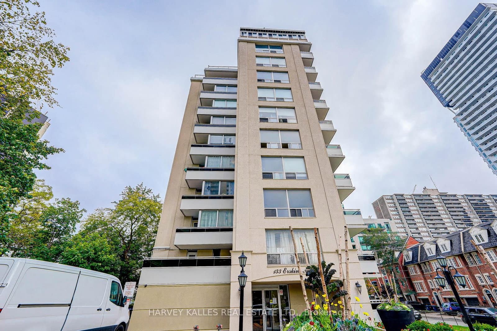 #701 - 133 Erskine Avenue
