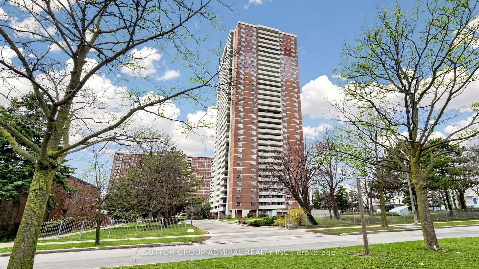 #3004 - 10 Tangreen Court