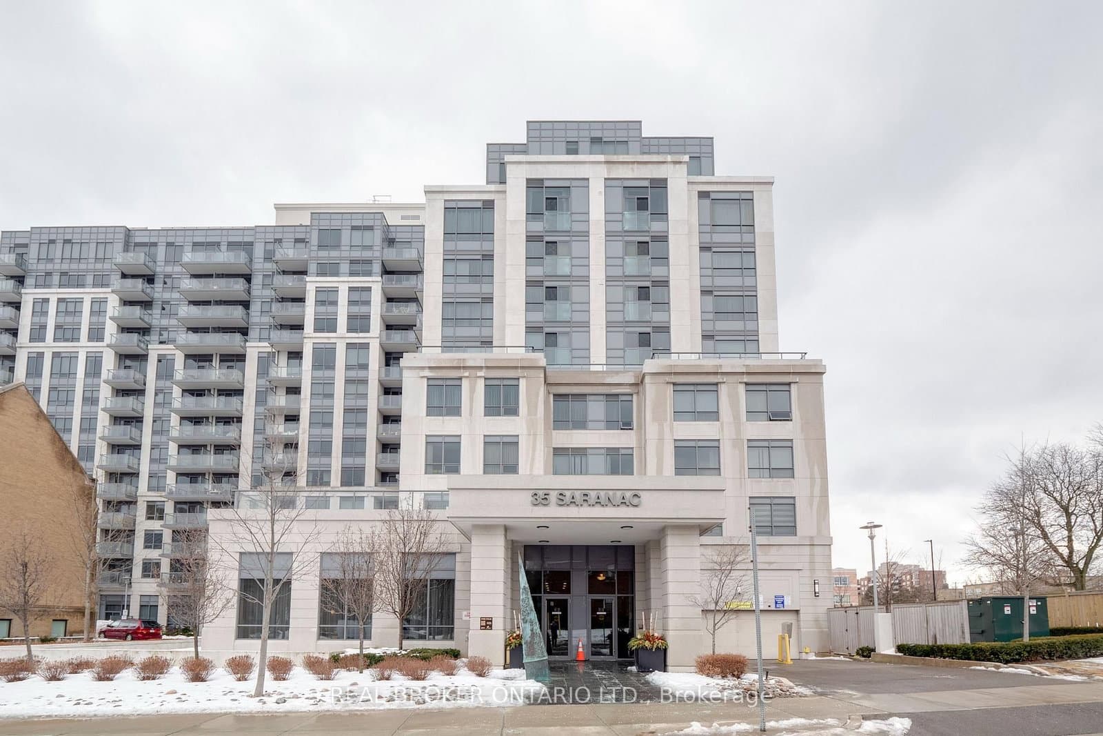 #225 - 35 Saranac Boulevard