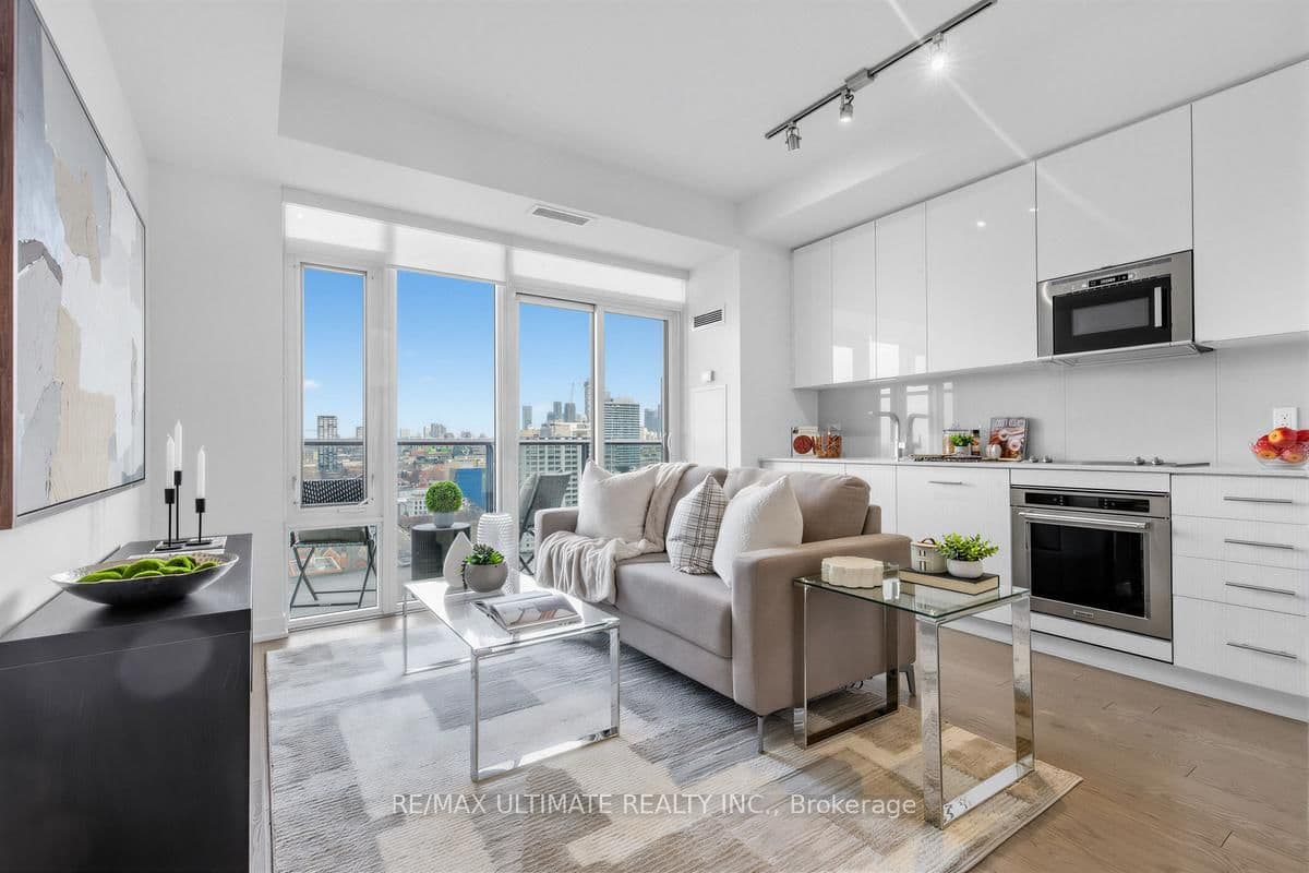 #2508 - 330 Richmond Street W